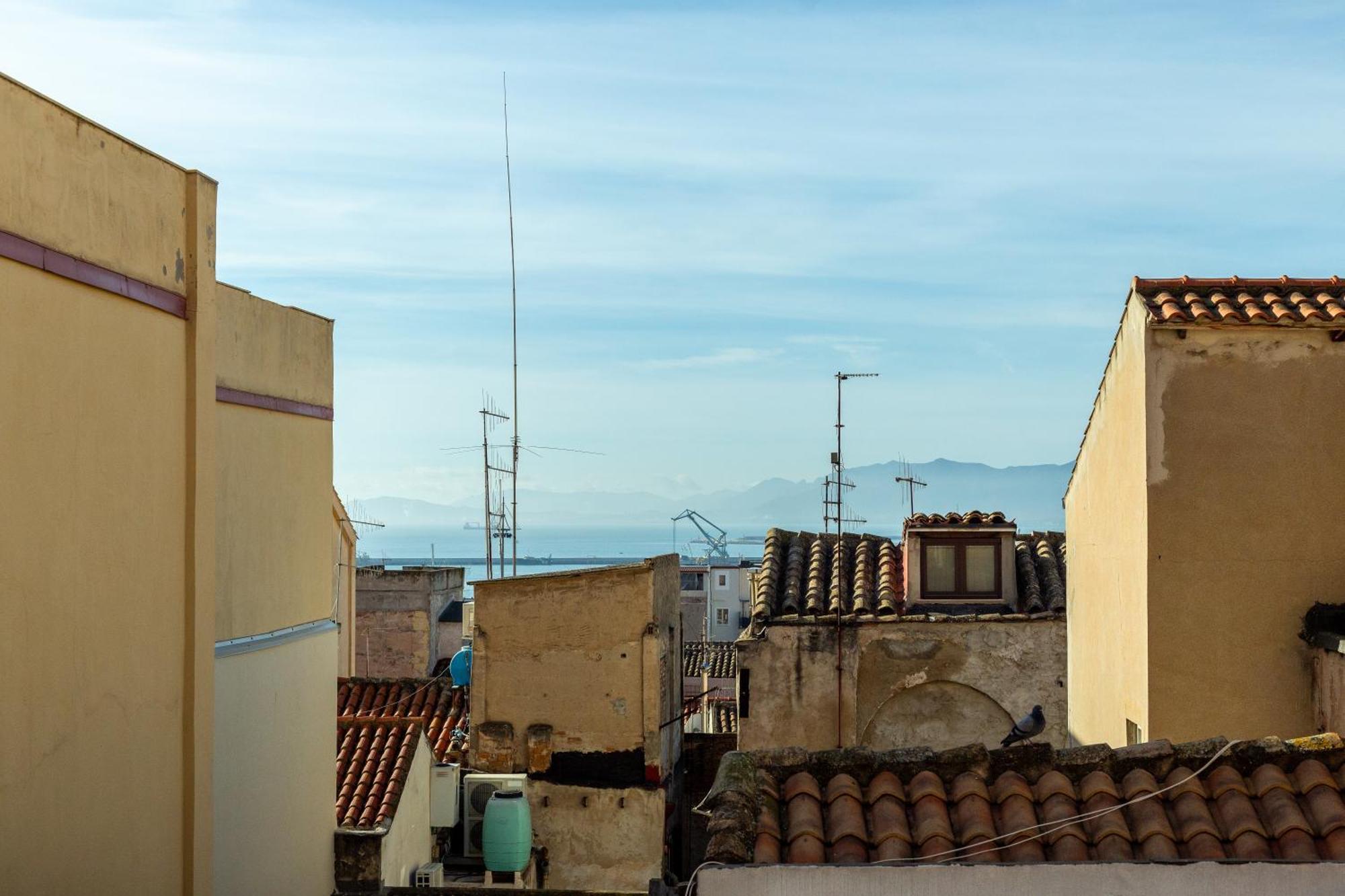 Apartamento Mch-Marina Charming House Cagliari Exterior foto