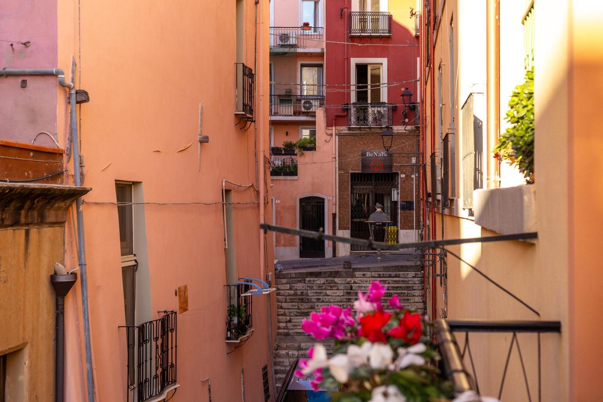 Apartamento Mch-Marina Charming House Cagliari Exterior foto