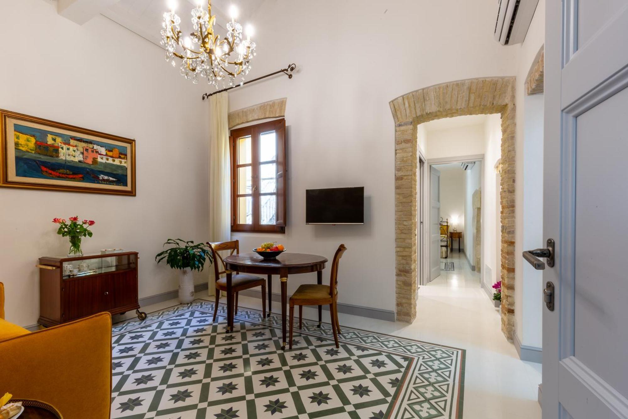 Apartamento Mch-Marina Charming House Cagliari Exterior foto