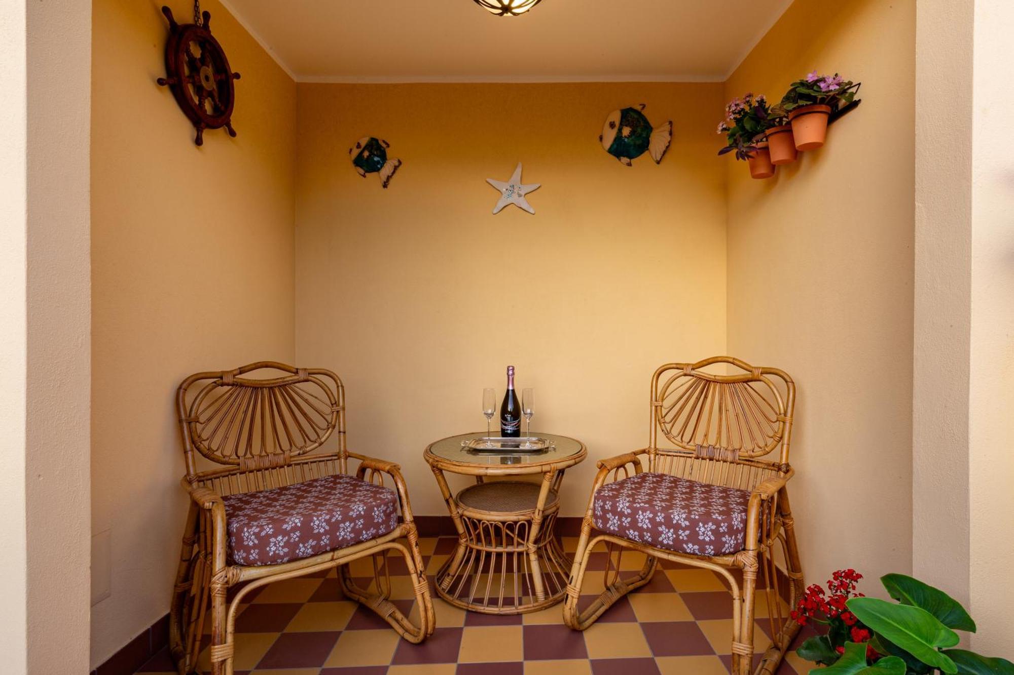 Apartamento Mch-Marina Charming House Cagliari Exterior foto