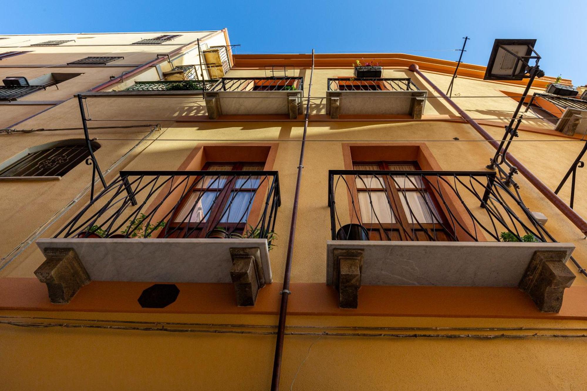 Apartamento Mch-Marina Charming House Cagliari Exterior foto